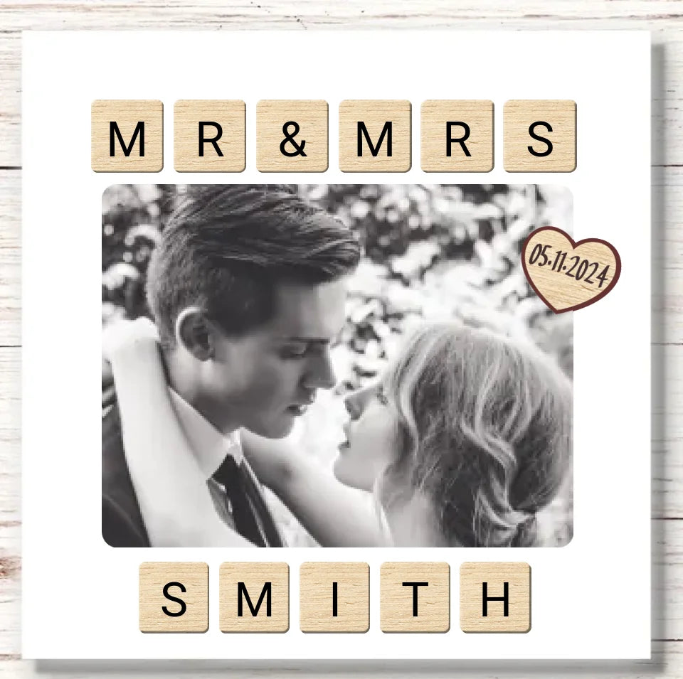 6 Square Stickers Wood Mockup Image