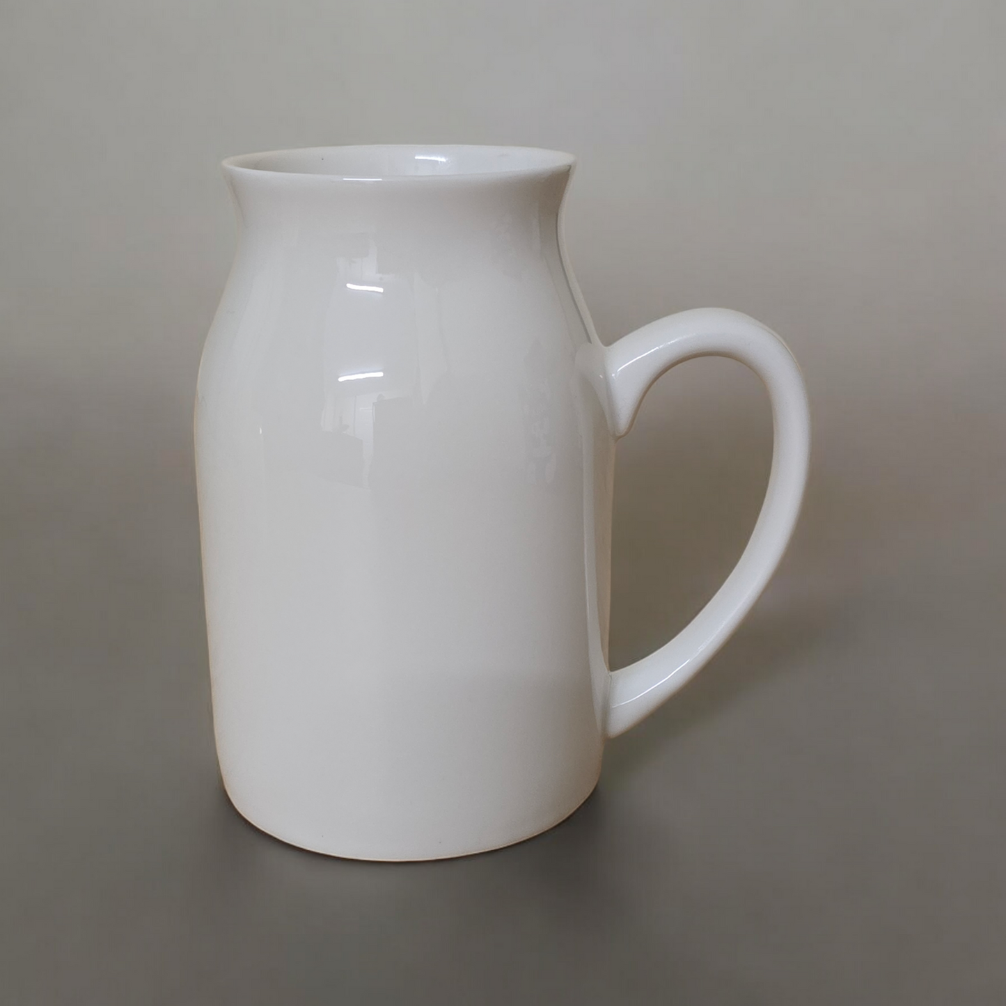 Milk Jug Style Ceramic Mug & Smash Proof Box